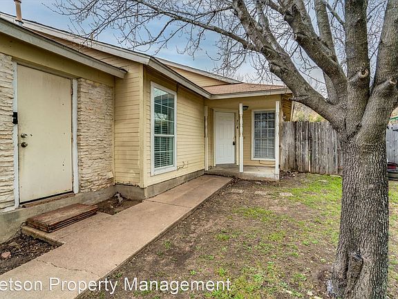 3rd image of 704 Greenlawn Blvd