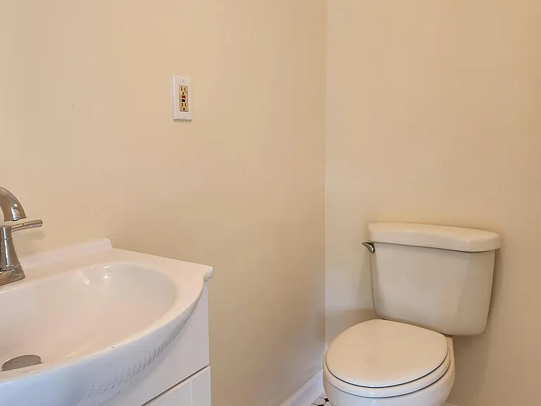 336 Hamilton Ave #B — Photo 14