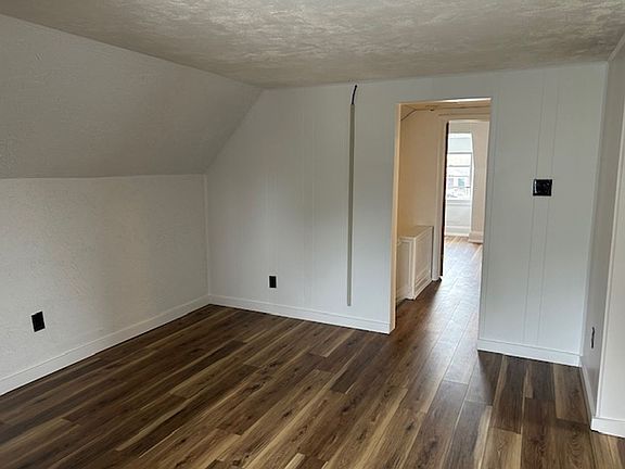 5th image of 5212 Coral St APT 3