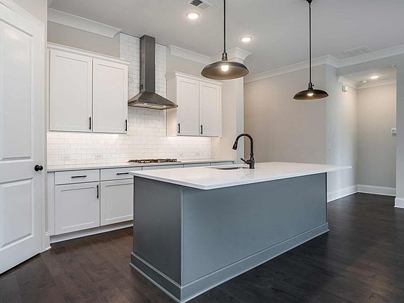 The Kittridge - Kitchen