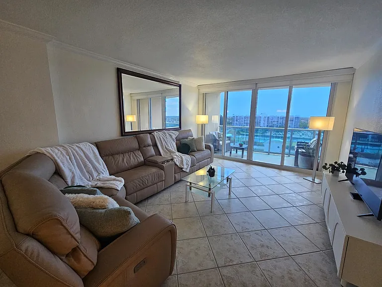 2501 S Ocean Dr #929 — Photo 6