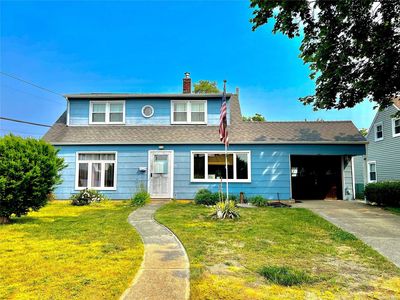 39 Stirrup Lane, Levittown, NY, 11756
