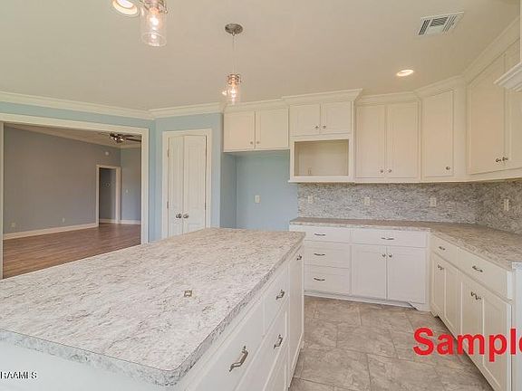 4th image of 933 Lillian Michel Dr