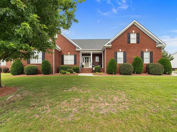 201 Kingston Cir, Goldsboro, NC 27530