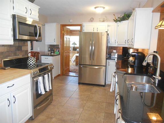 4th image of 316 Crescent Dr