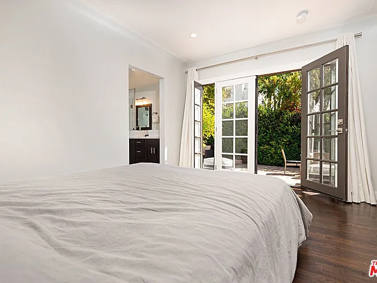 9023 Phyllis Ave — Photo 27