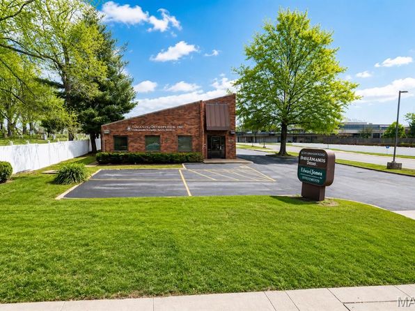 1120 Graham Rd