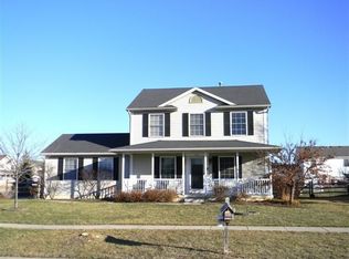 1216 Quail Hollow Dr, Bowling Green, OH 43402