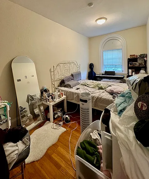 1071 Beacon St #7 — Photo 5