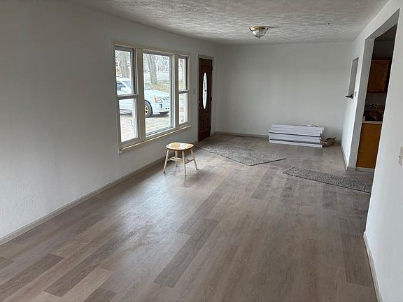 3rd image of 2717 20th St
