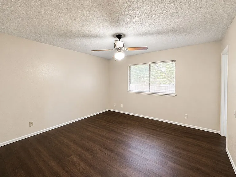 5250 Galacino St — Photo 10