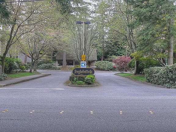 3rd image of 1700 159th Pl NE #2C
