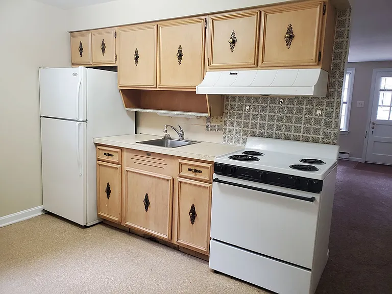 2631 Kimberly Rd. — Photo 2