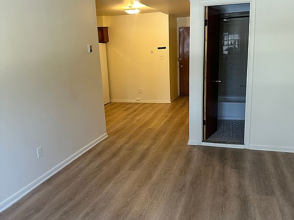 4th image of 1461 Hicks St Floor 1