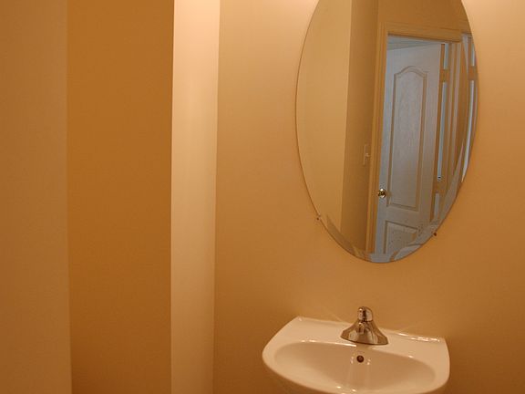 5th image of 16801 Sweeney Ln