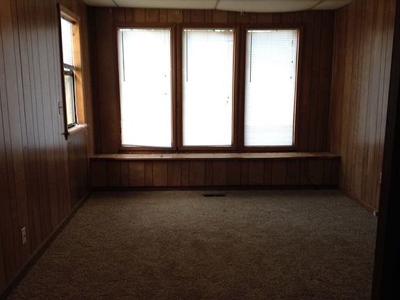 Converted Garage can be den or 4th bedrm!