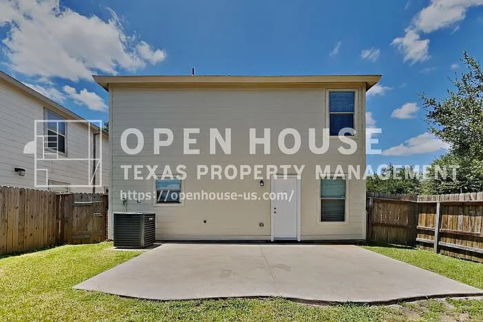 7718 Balsam Crossing Ln — Photo 18