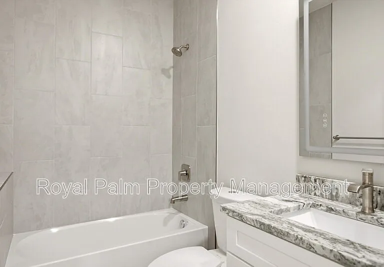 3518 NE 21st Pl — Photo 23