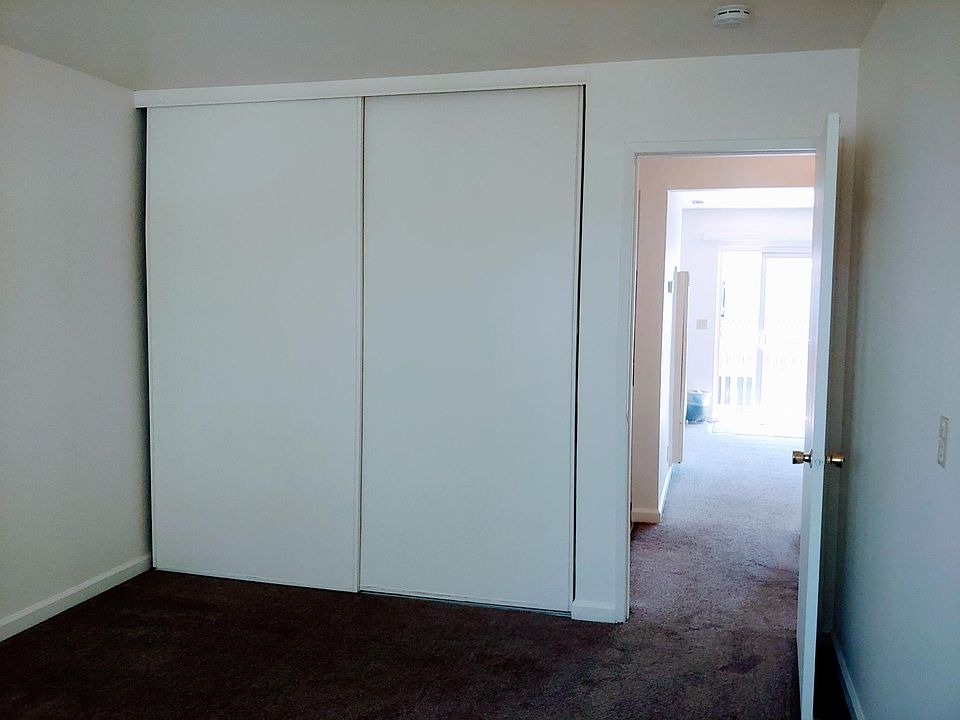 2nd image of 1789 Bradford Way #6