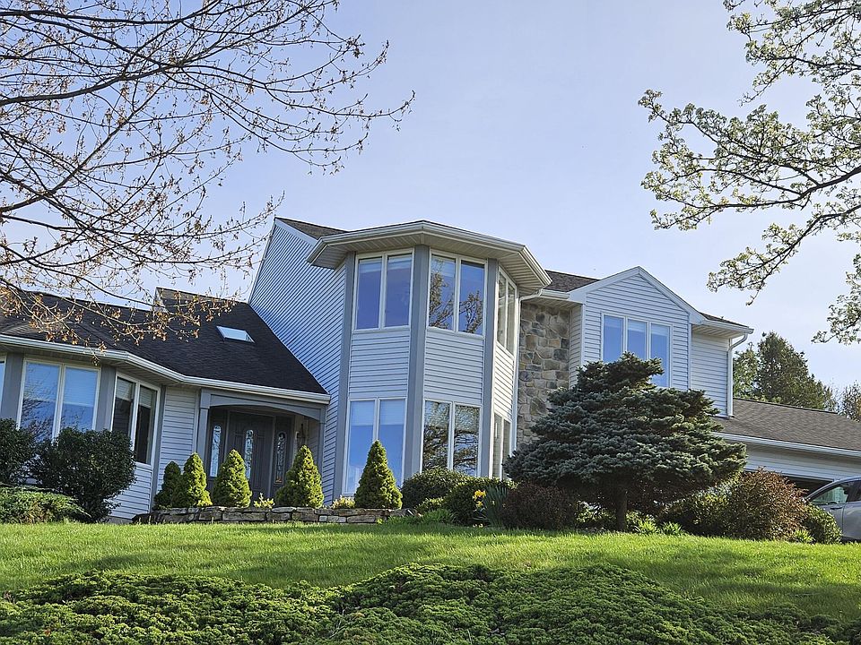1st image of 1220 Crestfield Dr