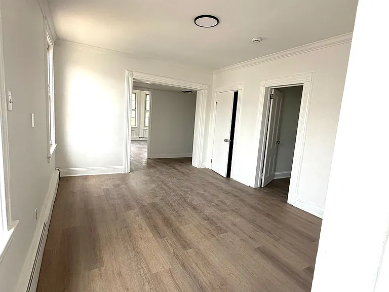 30-32 Geneva St #2 — Photo 2