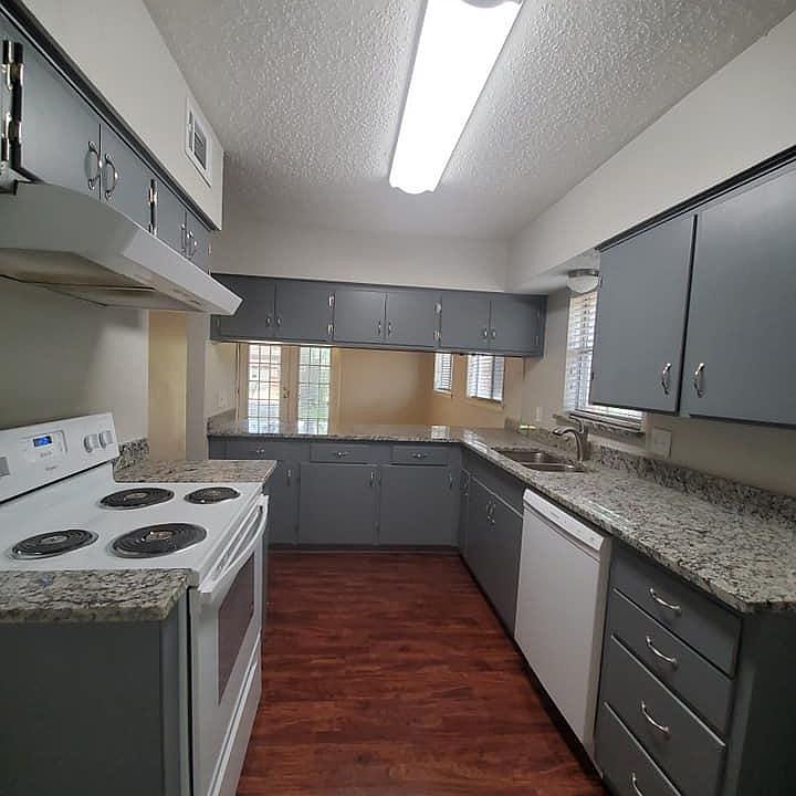 1st image of 6450 Lontos Dr