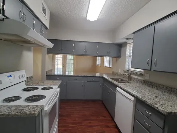 6450 Lontos Dr, Dallas, TX 75214