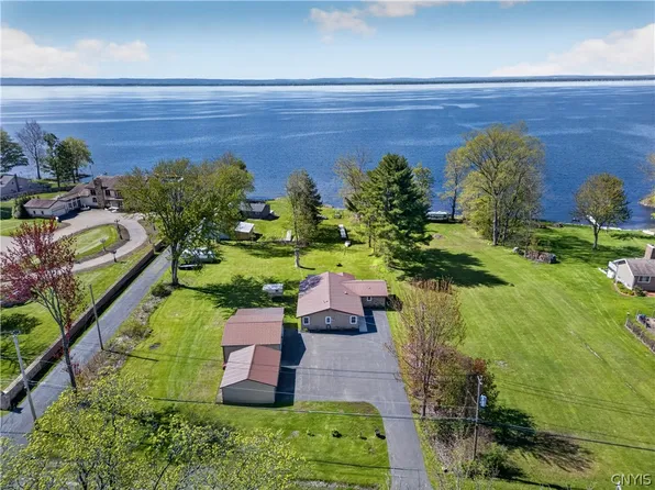 1023 State Route 49, Bernhards Bay, NY 13028