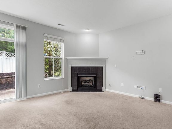 5th image of 465 Westgreen Ln