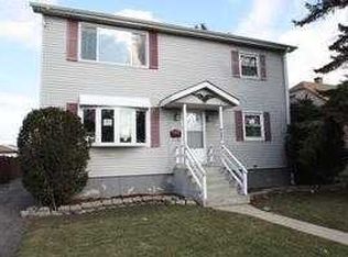 4247 Ruby St, Schiller Park, IL