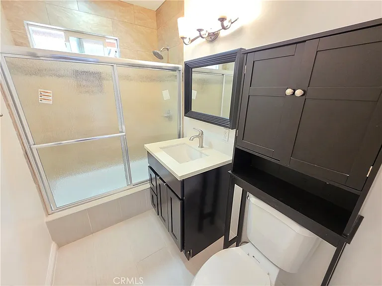 7019 Jamieson Ave — Photo 17