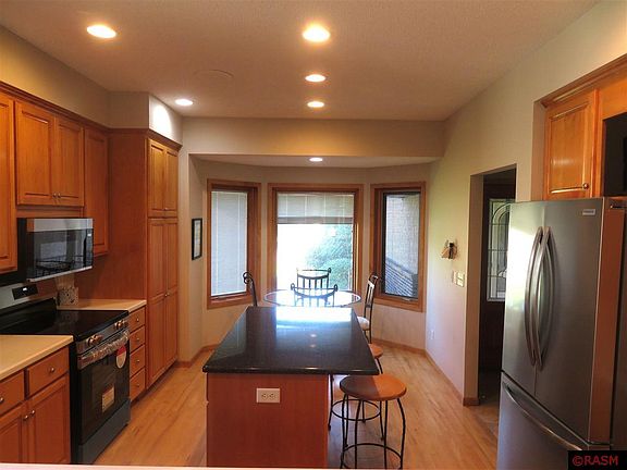4th image of 133 Apple Nook Ct