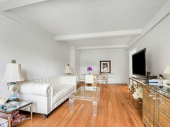 3rd image of 205 E 78th St APT 12C