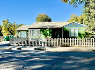 1011 N Auburn Ave, Farmington, NM 87401