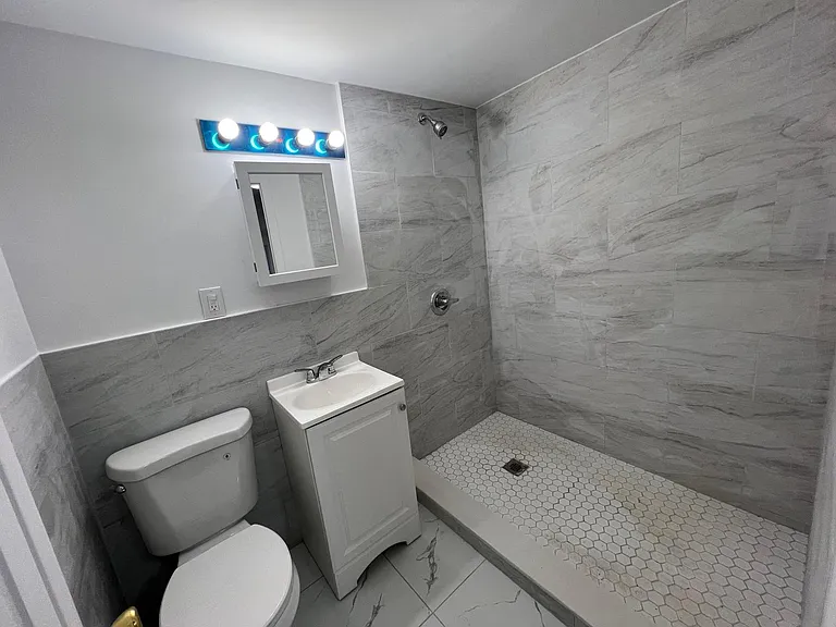 78C Bayville Ave #78-C — Photo 3