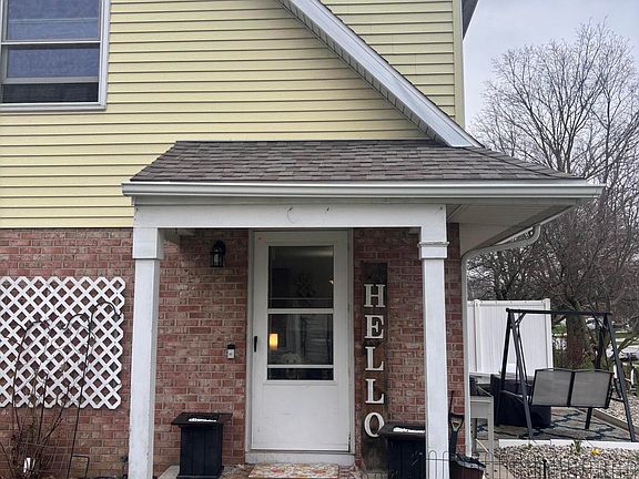 2nd image of 3774 Mount Vernon Pl #10-B