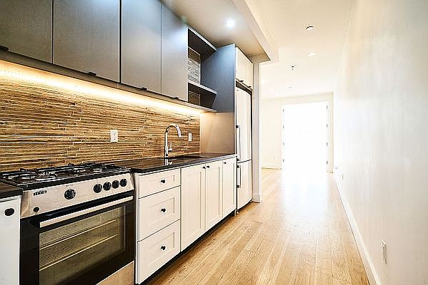 1st image of 87 Montrose Ave #2A