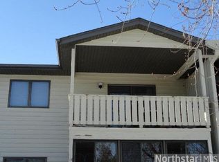 3050 Riverwood Dr, Hastings, MN 55033