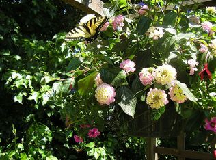 6 Millbrook Ln, Wakefield, MA 01880