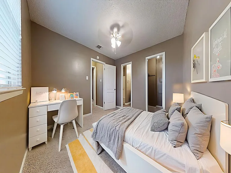 Boerne Townhomes — Photo 13