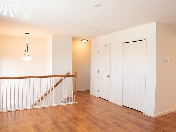 3rd image of 635 Winding Ln