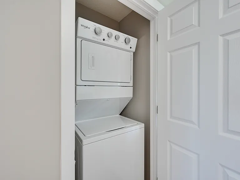 14620 114a St NW — Photo 3