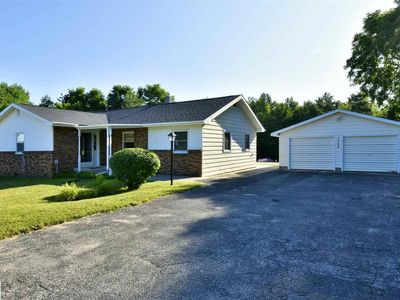 1328 McRae Hill Rd, Traverse City, MI, 49685