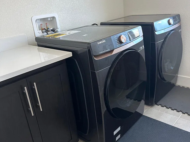 Brand new Samsung washer dryer