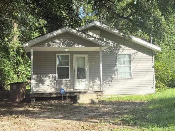 2755 N Thompson Dr, Mobile, AL 36606