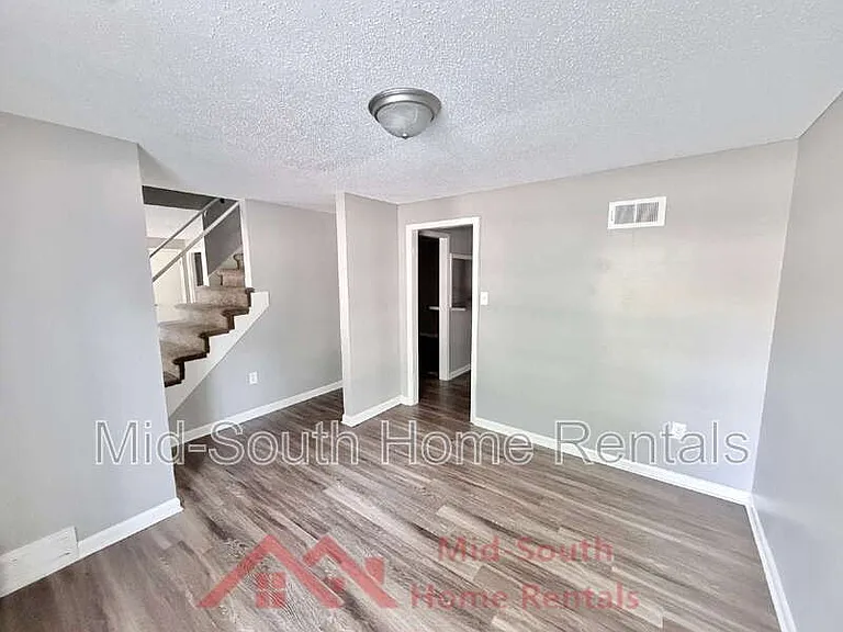 1733 Gowan Dr — Photo 7