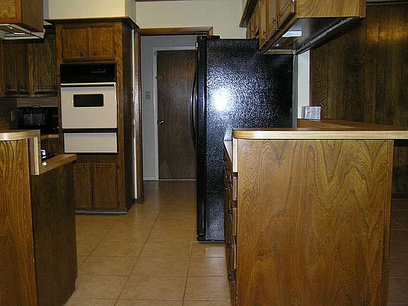 5th image of 1710 Autrey Dr