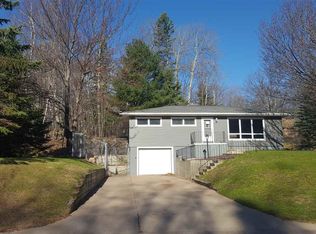 218 W Nicolet Blvd, Marquette, MI 49855