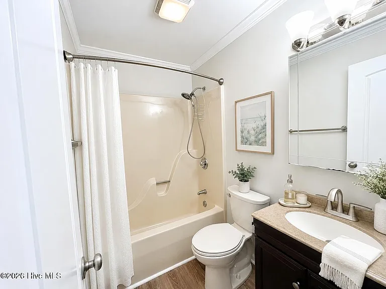 1093 Harbor Dr SW — Photo 14