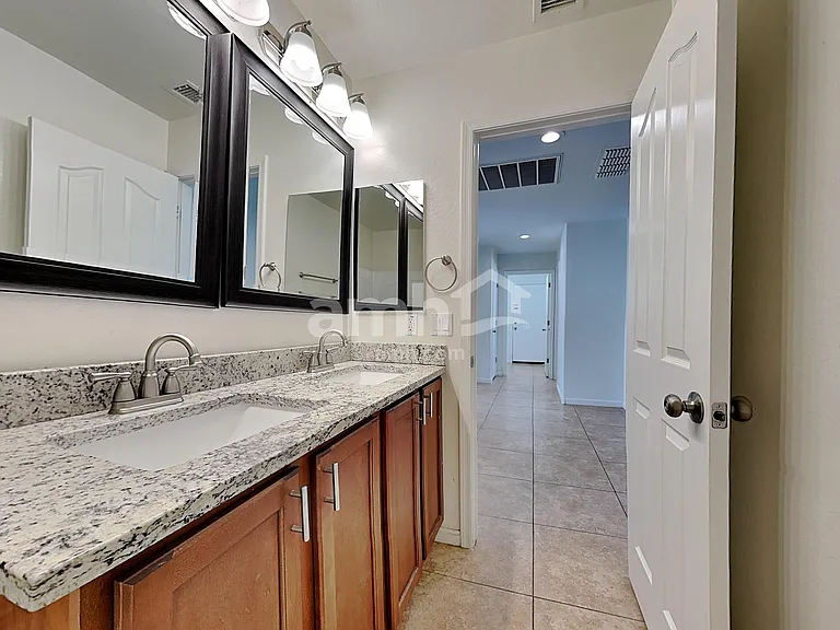 1417 W Belmont Red Trl — Photo 16